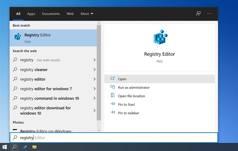 Sử dụng Registry Editor được tích hợp sẵn trên máy tính