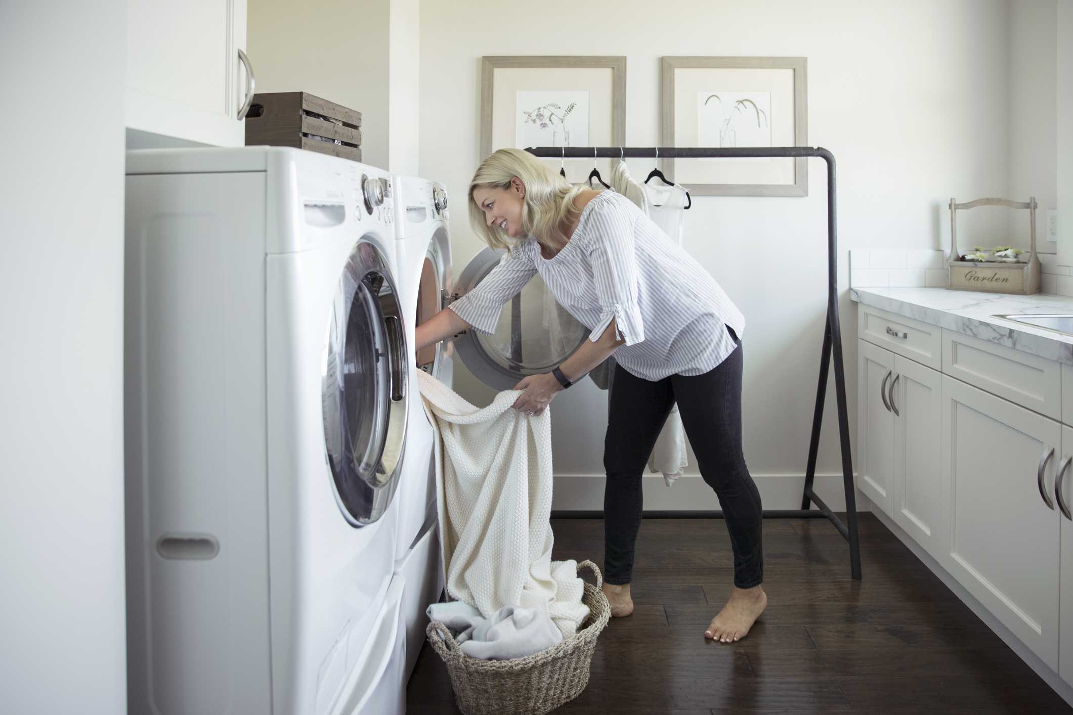 Công nghệ giúp hạn chế tiêu hao điện được tích hợp trên máy sấy quần áo